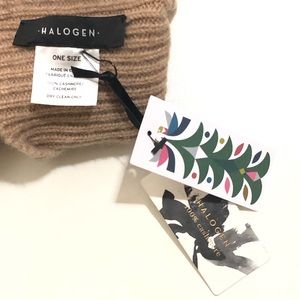 Halogen Accessories - Halogen 100% Cashmere Rib Knit Fingerless Gloves Halogen Accessories - Halogen 100% Cashmere Rib Knit Fingerless Gloves